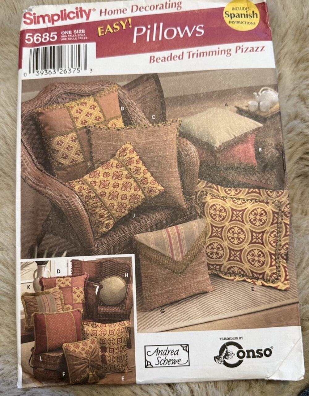 Simplicity 5685 Home Decorating Pillow Sewing Pattern Andrea Schewe UNCUT